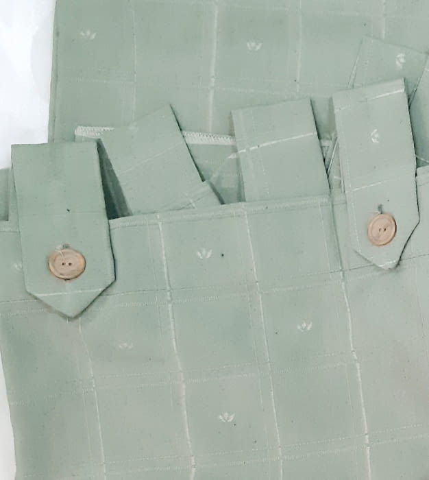 1 Cortina verde presillas + Abrazadera - 1