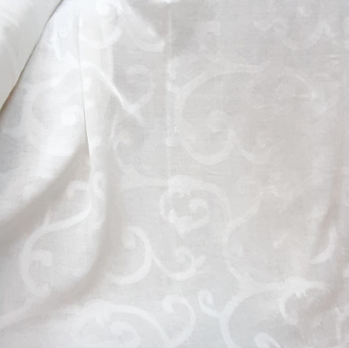 Tela visillo adamascado blanco roto 300