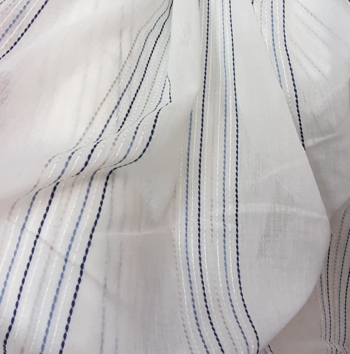 Tela visillo rayitas 1,65 x 3,00 = 25,55 € - 1