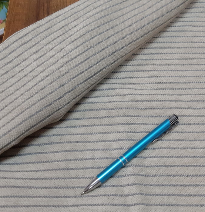 Tela tapicería topo 1,75 x 2,75 m.