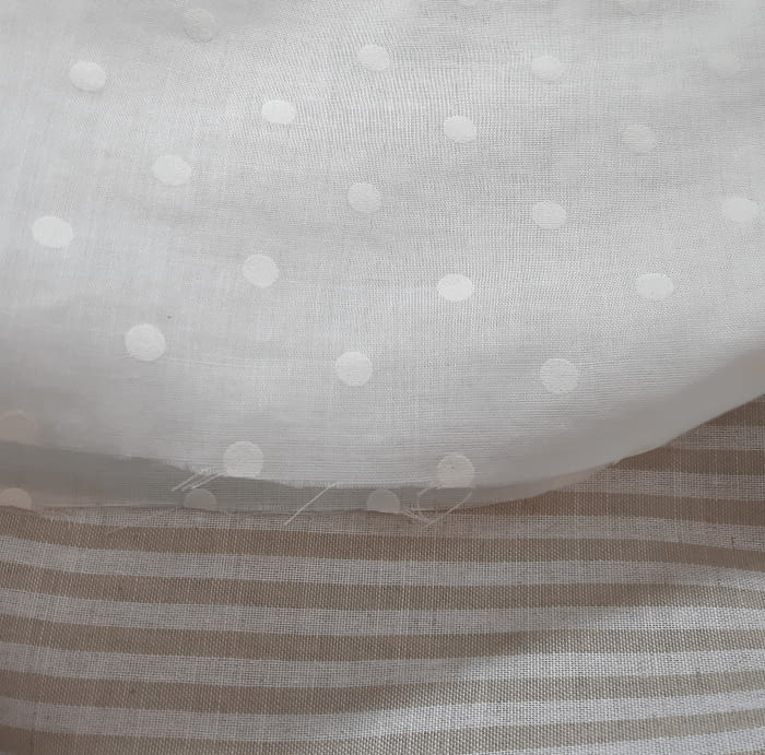 Tela visillo topos grandes 280 - 3