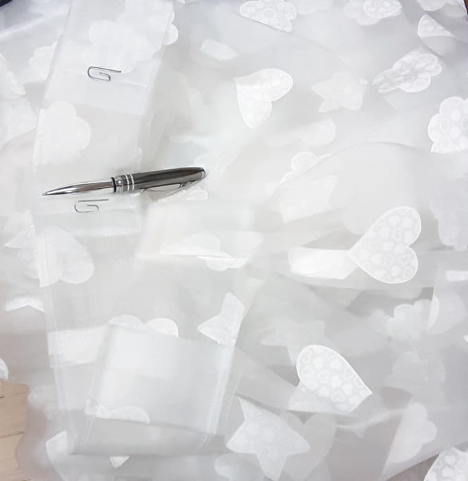 Visillos confeccionados tableados corazones - 3