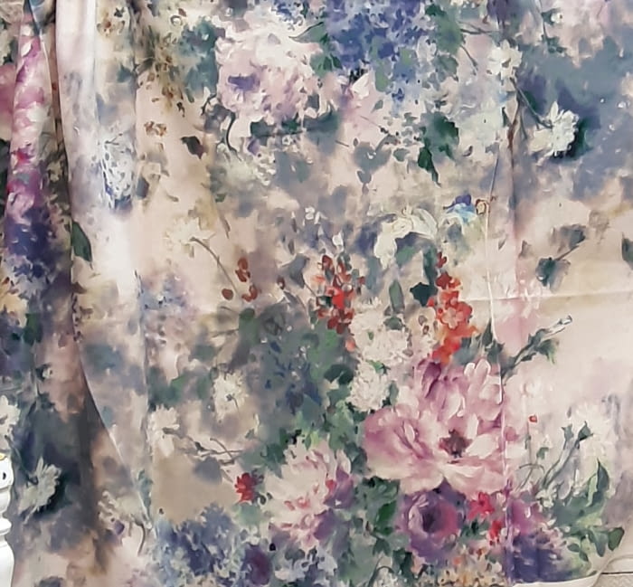 Tela flores acuarela lilas 280 - 4