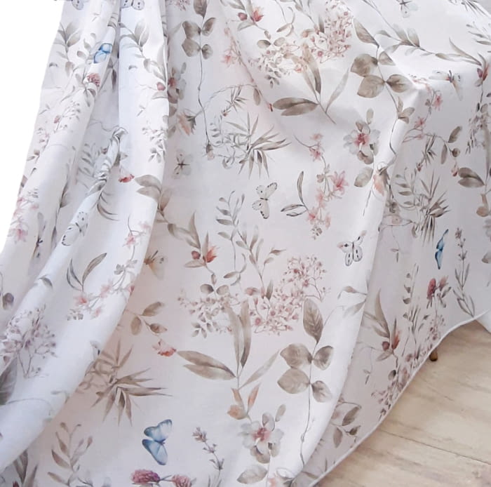 Tela visillo mariposas rosas 280