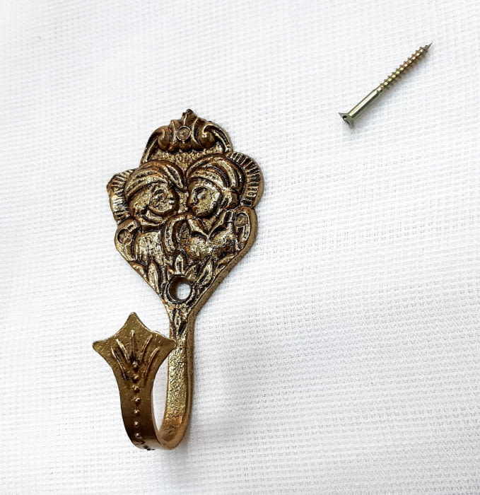 Alzapaños Amantes de Teruel dorados 8,5 cm - 3