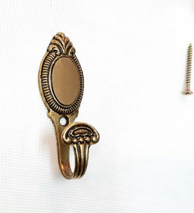 Alzapaño dorado 8 cm - 3