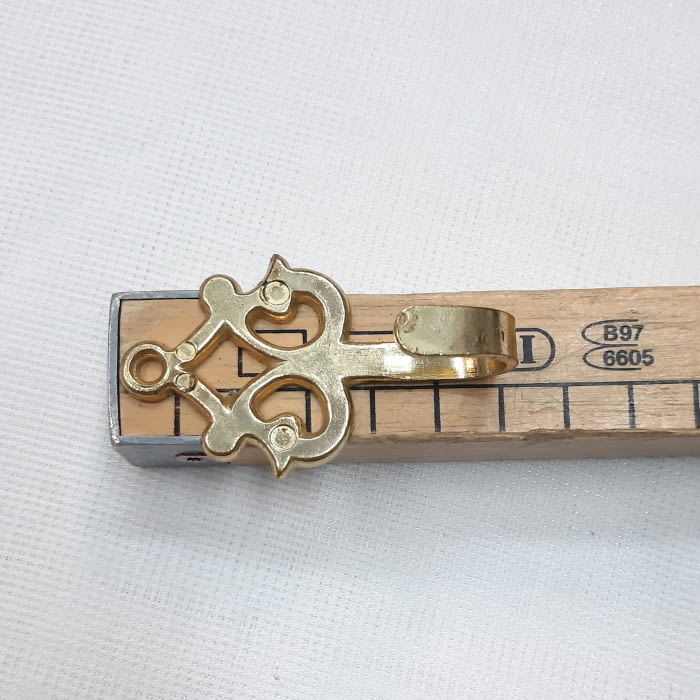 Alzapaño dorado celta - 1