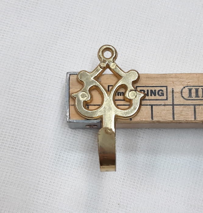 Alzapaño dorado celta - 3