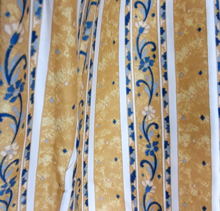 Tela raya amarilla flor azul 280 - 5