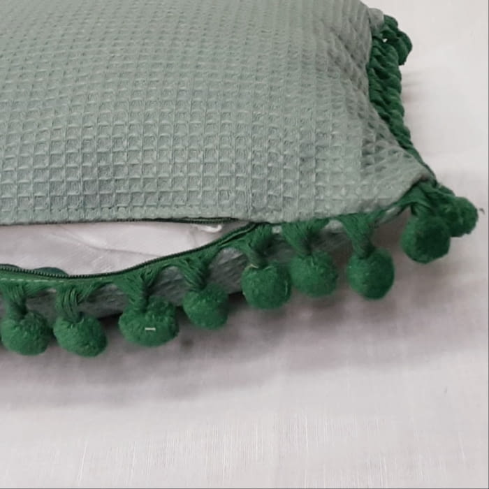 Cojín rectangular madroños verdes - 1