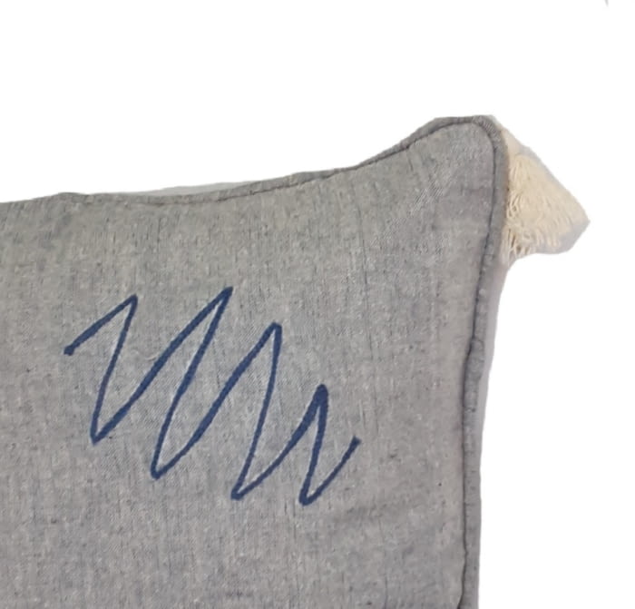 Funda de cojín azul claro con flecos 45 x 45 - 2