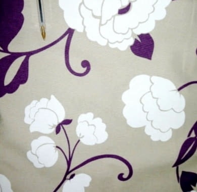 Tela Cretona flores moradas 280 - 2