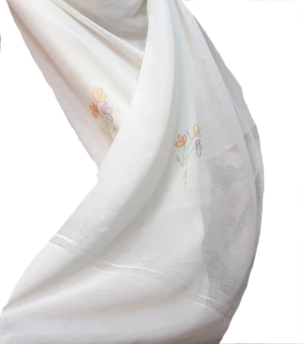 Tela visillo flores lilas bajo - 3