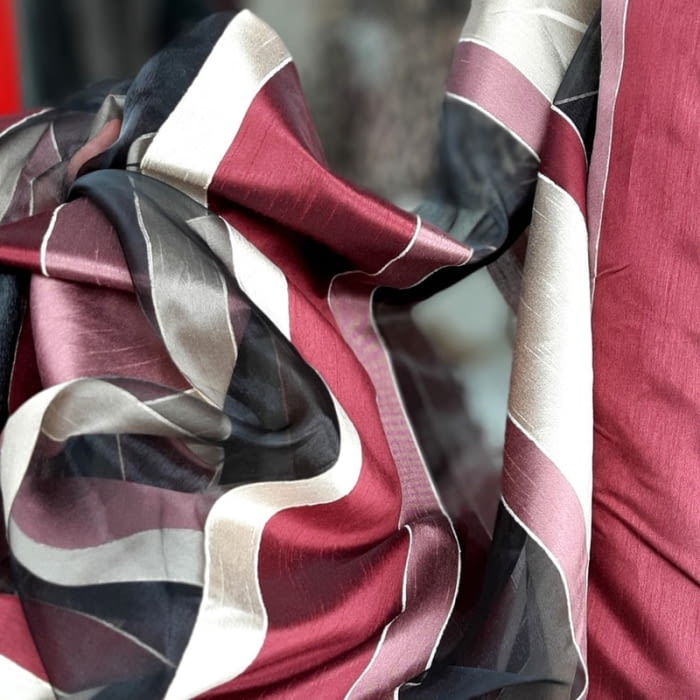 Tela Visillo organza negra granate - 1