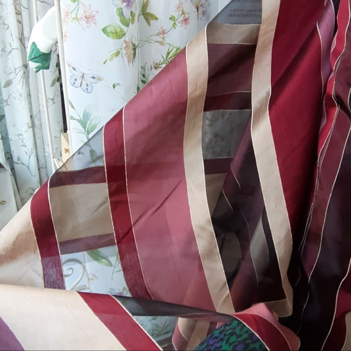 Tela Visillo organza negra granate - 3