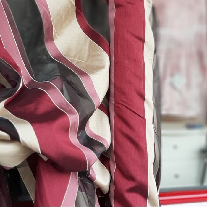 Tela Visillo organza negra granate - 6