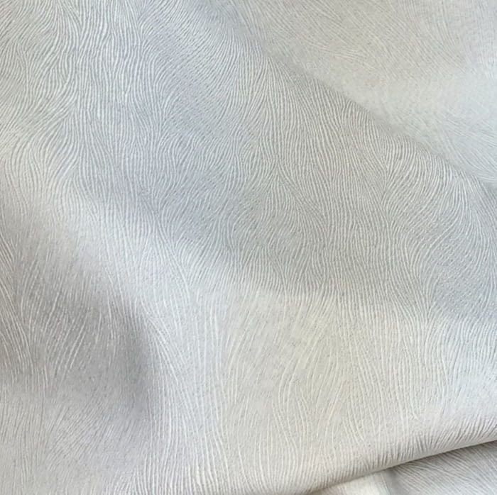 Tela tapicería trazos gris blanco roto.  140 - 3