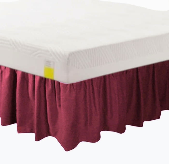 Cubrecanapé fruncido granate 105