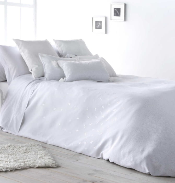 Fundas nórdicas blancas y plata