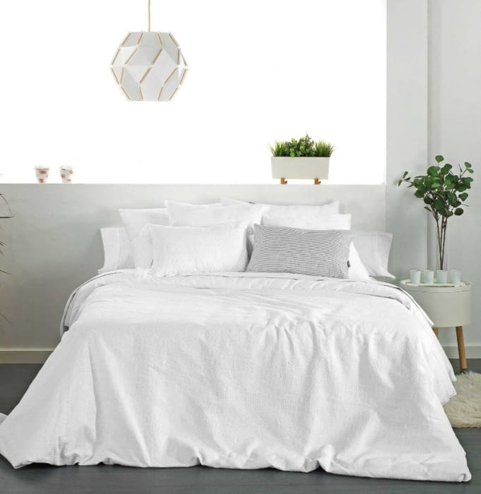 Fundas nórdicas blancas labrado greca