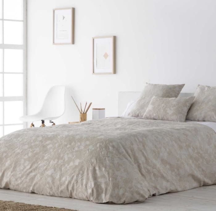 Fundas nórdicas beige hojas labradas