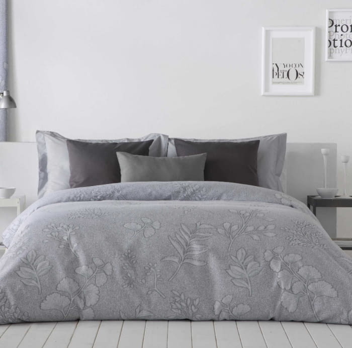 Fundas nórdicas jaspeadas con hojas estampadas