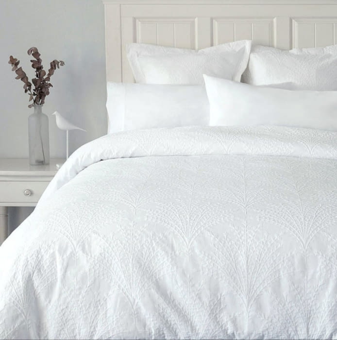 Fundas nórdicas labrado blanco algodón. Cama 90, 105,135