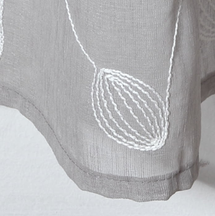 Visillo confeccionado gris bordado hojas - 2