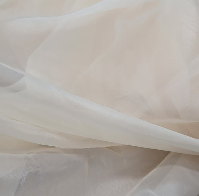 Tela visillo voile beige vaporoso