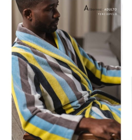 Albornoz azul rayas amarillas y azules