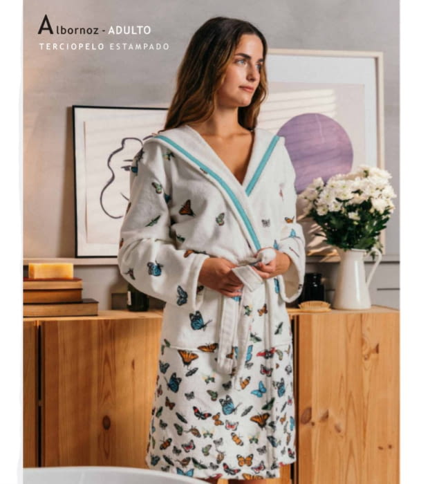 Albornoz terciopelo mariposas