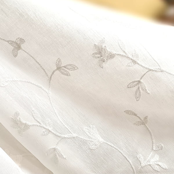 Tela visillo bordado blanco flores - 4