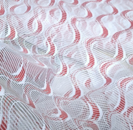 Tela visillo malla blanca ondas rojas - 4