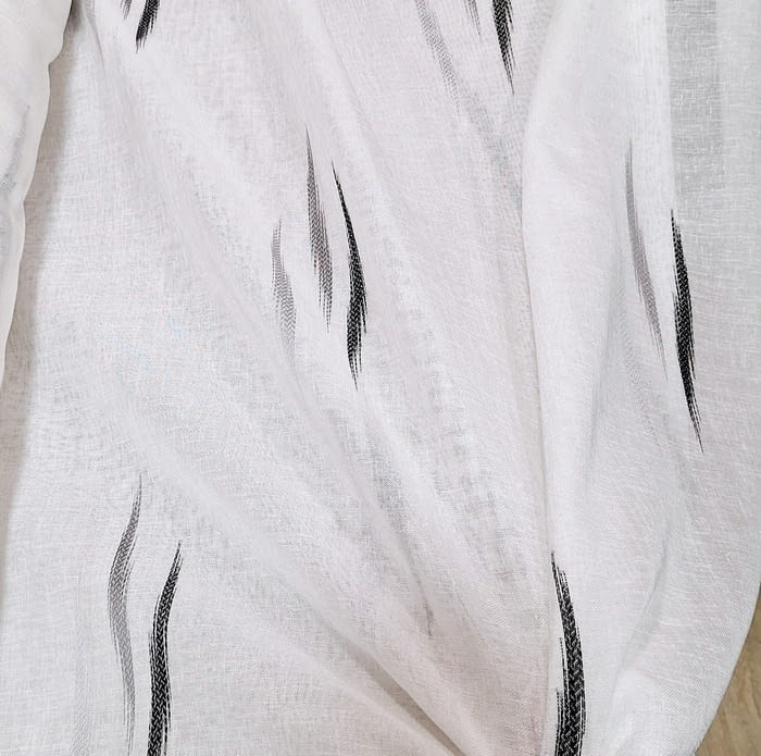 Tela visillo blanco con motivos negros - 3