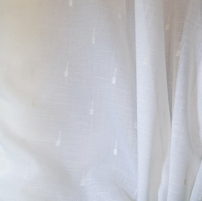 Tela visillo blanco topos trazas