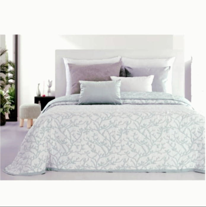 Colchas reversibles hojas gris azulado