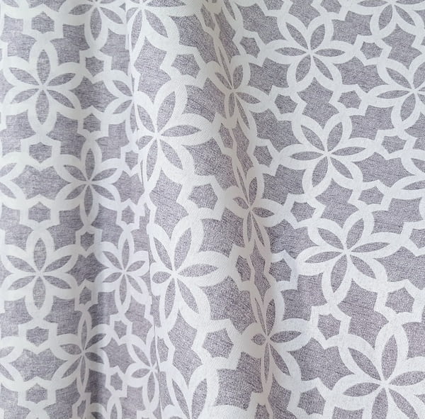 Tela resinada gris damasco para mantel - 5