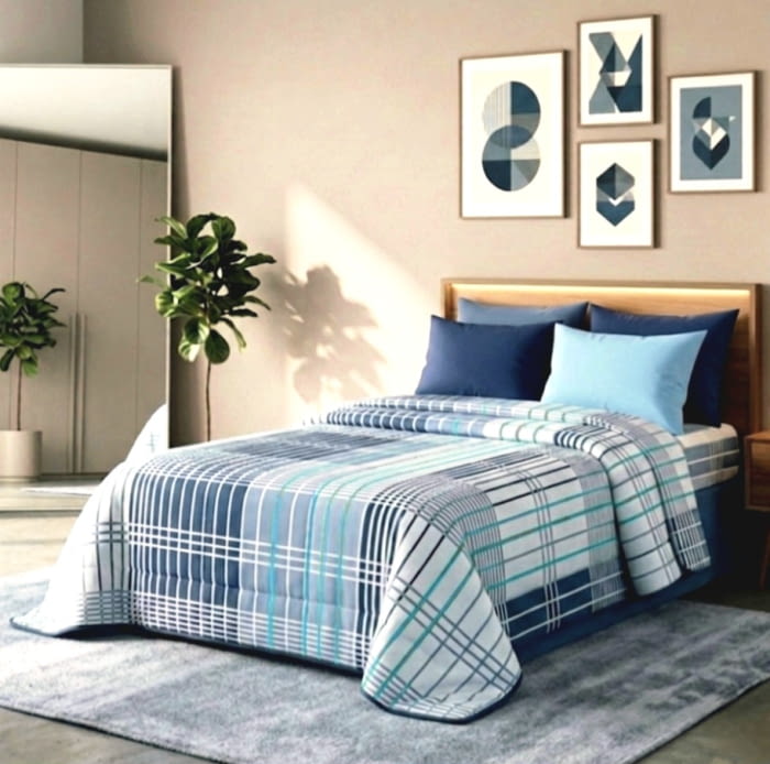 Colchas cuadros azul, marino y turquesa. Cama 90
