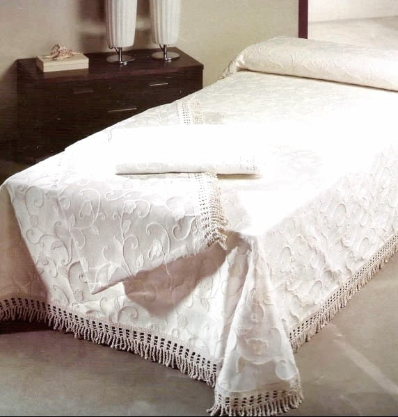 Colcha piqué Carolina. Cama: 80 y 90 - 5
