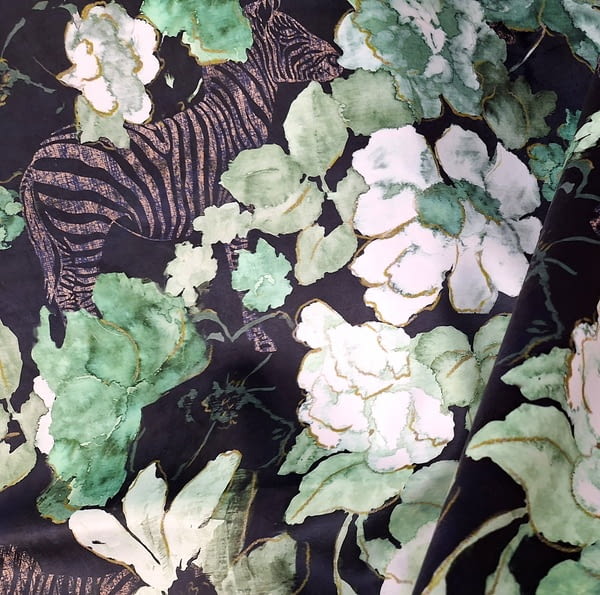 Tela tapicería terciopelo cebras verde Jawa - 3