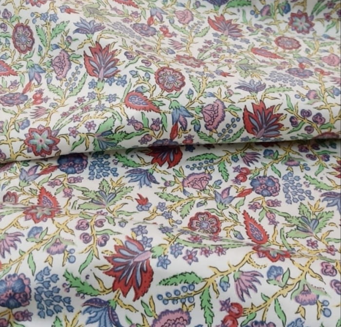 Tela Loneta florecitas 280