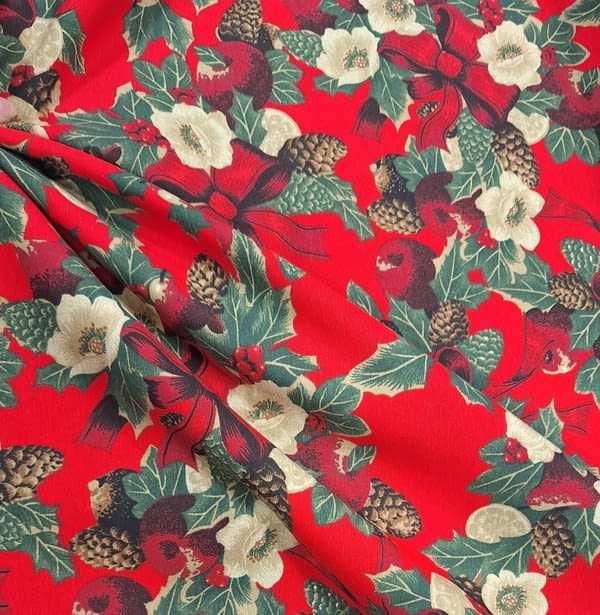 Tela de Navidad roja con flores