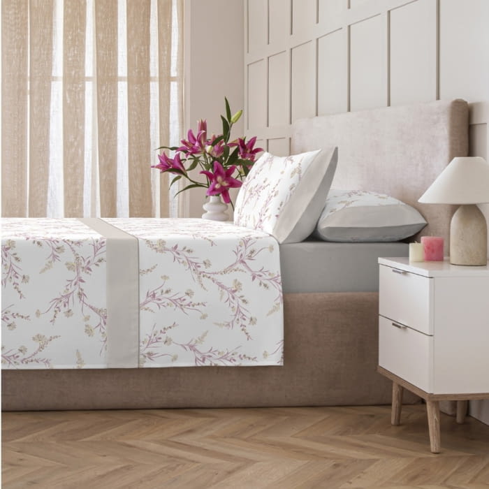 Juego de sábanas beige flores rosas. Cama 150/2 - 1