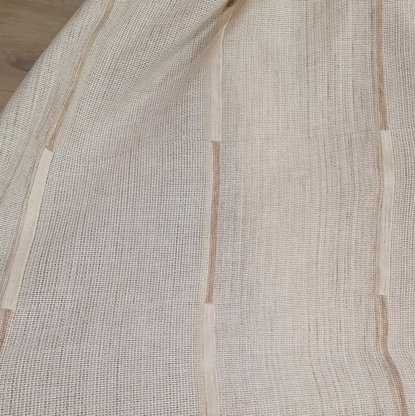 Retal por metros de visillo tupido rayas beige