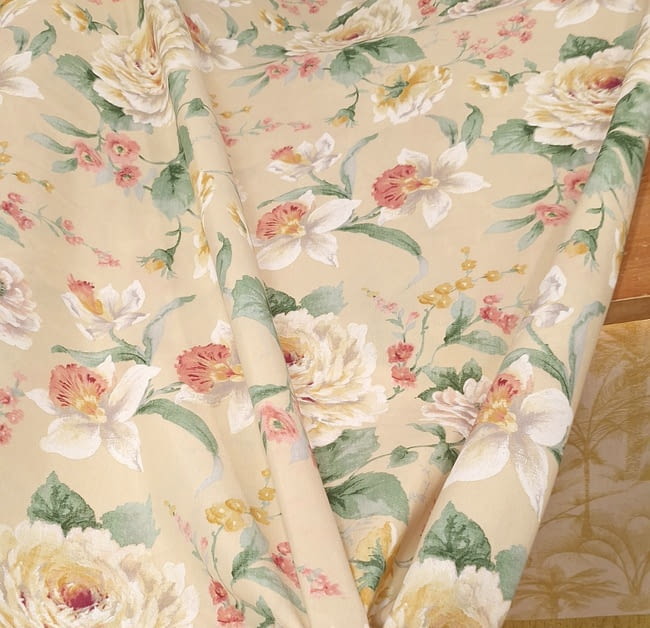 Tela loneta beige flores verde y rosa - 1
