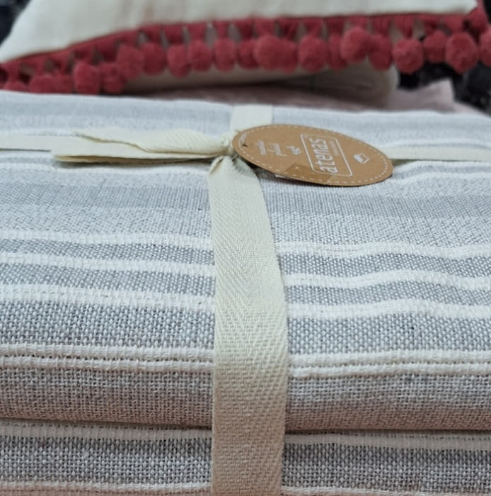 Colchas multiusos rayitas grises - 1