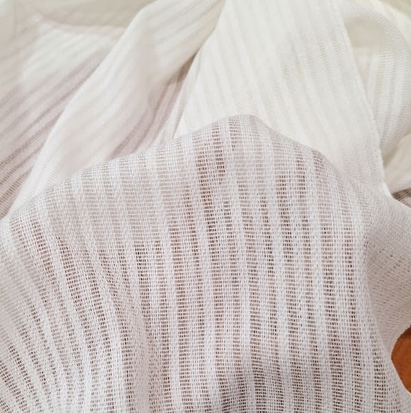 Tela visillo rayitas blancas - 2