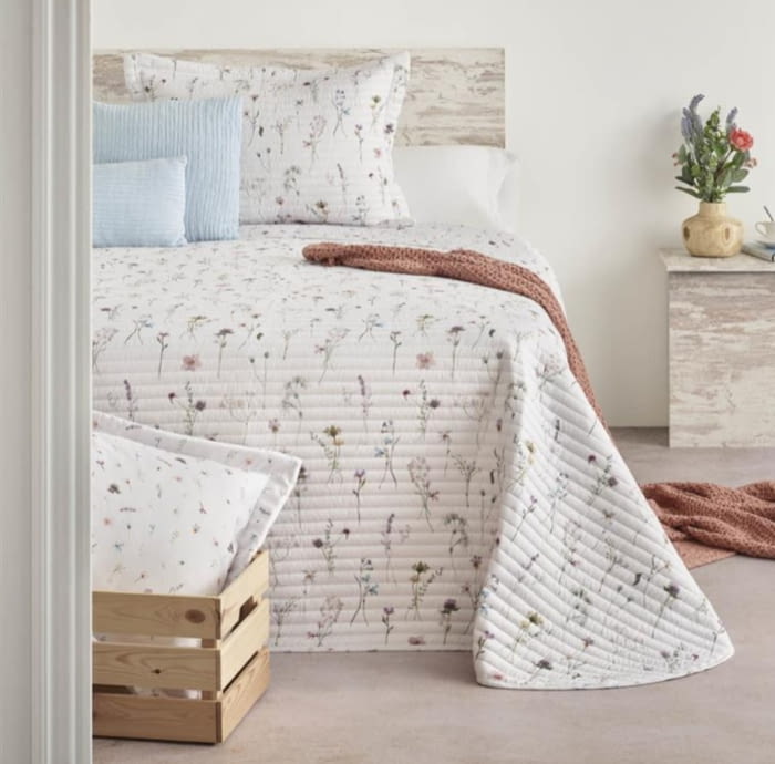 Colcha boutie ramos florecillas