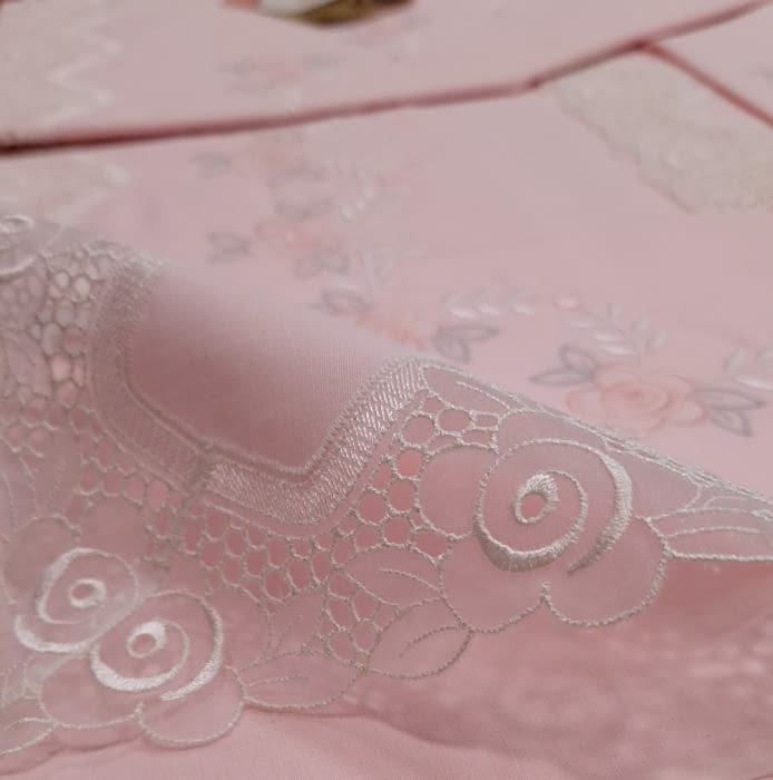 Sábanas rosas flores y organza bordada. Cama 135 - 4