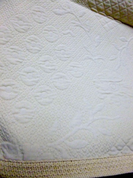 Colcha piqué Amalia cama 80 y 90 - 3